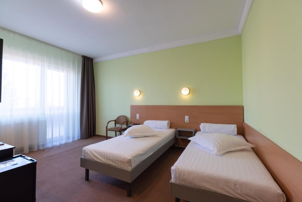 Vila Rosa 2 Hotel Cluj-Napoca Exterior foto